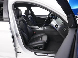 Седан BMW 5 серия 2018 года, 4399547 рублей, Москва