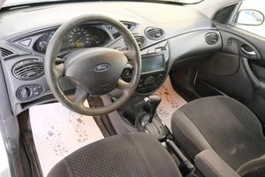 Седан Ford Focus 2004 года, 449000 рублей, Омск