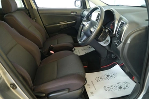 Минивэн Toyota Wish 2003 года, 689000 рублей, Омск