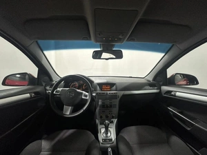 Седан Opel Astra 2010 года, 590000 рублей, Орёл