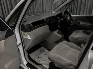 Минивэн Toyota Corolla Spacio 2002 года, 500000 рублей, Красноярск
