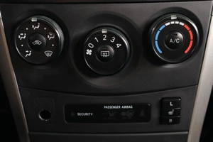 Седан Toyota Corolla 2008 года, 649000 рублей, Пермь