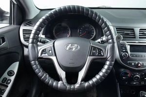 Седан Hyundai Solaris 2016 года, 899000 рублей, Оренбург