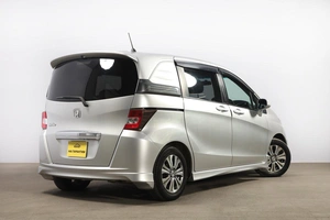 Минивэн Honda Freed 2011 года, 1329000 рублей, Новосибирск
