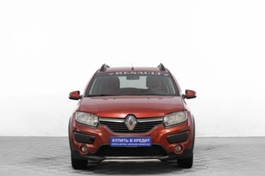 Хетчбэк Renault Sandero Stepway 2017 года, 799000 рублей, Барнаул