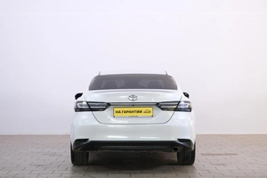 Седан Toyota Camry 2019 года, 2459000 рублей, Омск