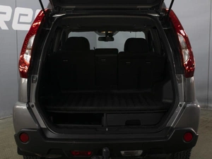 Внедорожник Nissan X-Trail 2014 года, 1360000 рублей, Омск