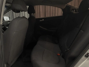 Седан Hyundai Solaris 2015 года, 920000 рублей, Красноярск