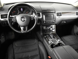 Внедорожник Volkswagen Touareg 2015 года, 2796100 рублей, Казань