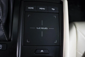 Седан Lexus ES 2019 года, 4030000 рублей, Омск