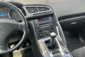 Внедорожник Peugeot 3008 2011 года, 665000 рублей, Солонцы