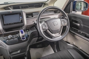 Минивэн Honda Freed 2017 года, 1629000 рублей, Томск