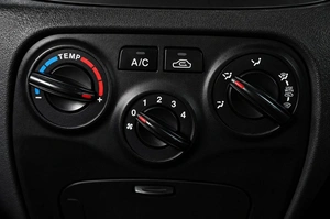 Седан Kia Rio 2010 года, 579000 рублей, Челябинск