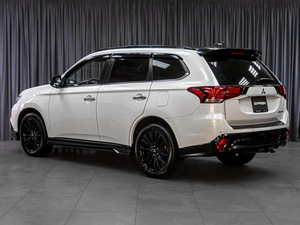 Внедорожник Mitsubishi Outlander 2022 года, 3710000 рублей, Тюмень