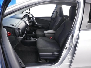 Хетчбэк Toyota Vitz 2018 года, 999654 рублей, Москва