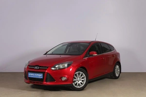 Хетчбэк Ford Focus 2012 года, 829000 рублей, Новосибирск