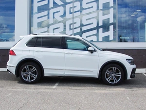 Внедорожник Volkswagen Tiguan 2019 года, 3325000 рублей, Владимир