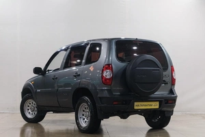 Внедорожник Chevrolet Niva 2011 года, 529000 рублей, Новокузнецк