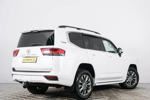 Внедорожник Toyota Land Cruiser 2021 года, 10399000 рублей, Красноярск