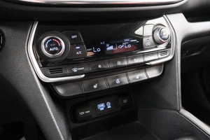 Внедорожник Hyundai Santa Fe 2019 года, 2999000 рублей, Красноярск