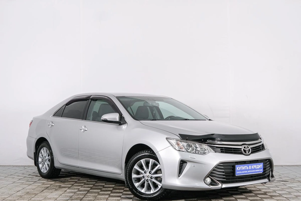 Седан Toyota Camry 2016 года, 1979000 рублей, Красноярск