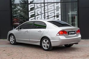 Седан Honda Civic 2010 года, 649000 рублей, Ульяновск