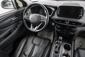 Внедорожник Hyundai Santa Fe 2018 года, 2699000 рублей, Красноярск