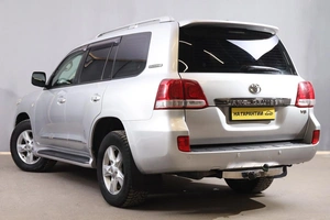 Внедорожник Toyota Land Cruiser 2011 года, 3149000 рублей, Новосибирск