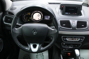 Седан Renault Fluence 2012 года, 708000 рублей, Солонцы
