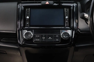 Универсал Toyota Corolla Fielder 2018 года, 1749000 рублей, Новосибирск