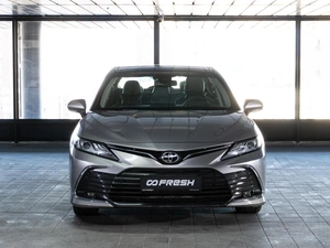 Седан Toyota Camry 2023 года, 4099000 рублей, Санкт-Петербург