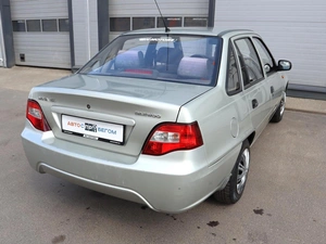 Седан Daewoo Nexia 2009 года, 350000 рублей, Железногорск