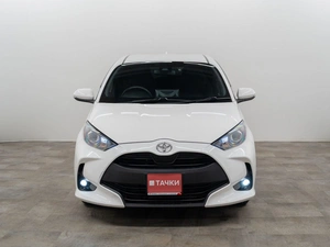 Хетчбэк Toyota Yaris 2021 года, 1220000 рублей, Красноярск
