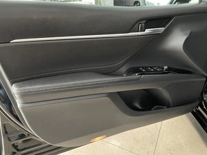 Седан Toyota Camry 2019 года, 2497000 рублей, Солонцы