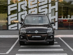 Внедорожник Volkswagen Tiguan 2013 года, 1720000 рублей, Волгоград