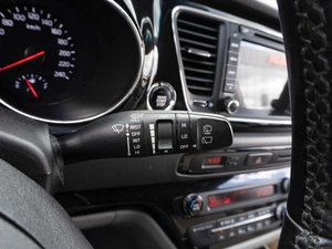 Минивэн Kia Carnival 2016 года, 2489000 рублей, Саратов