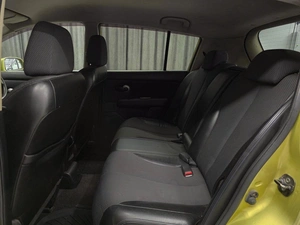 Хетчбэк Nissan Tiida 2005 года, 579000 рублей, Красноярск