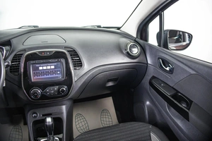 Внедорожник Renault Kaptur 2018 года, 1359000 рублей, Пермь