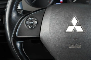 Внедорожник Mitsubishi Outlander 2018 года, 1859000 рублей, Тюмень