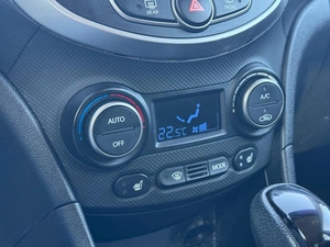 Седан Hyundai Solaris 2015 года, 1160000 рублей, Ижевск