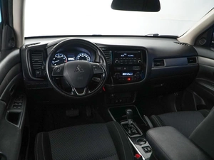 Внедорожник Mitsubishi Outlander 2018 года, 1729077 рублей, Москва