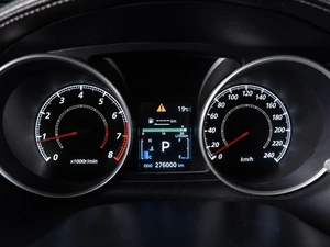 Внедорожник Mitsubishi Outlander 2010 года, 970000 рублей, Волгоград