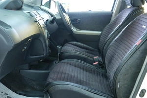 Хетчбэк Toyota Vitz 2009 года, 729000 рублей, Омск