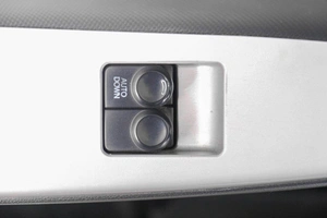 Седан Hyundai Solaris 2012 года, 699000 рублей, Кемерово