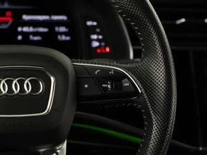 Внедорожник Audi Q8 2020 года, 5994444 рублей, Москва