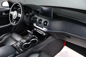 Лифтбек Kia Stinger 2017 года, 2399000 рублей, Тюмень