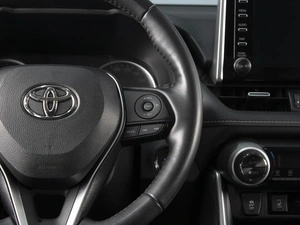 Внедорожник Toyota RAV4 2021 года, 3150000 рублей, Омск