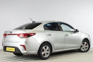 Седан Kia Rio 2017 года, 929000 рублей, Челябинск