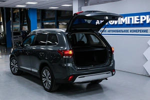 Внедорожник Mitsubishi Outlander 2019 года, 2098000 рублей, Солонцы