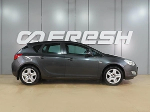 Хетчбэк Opel Astra 2011 года, 749000 рублей, Воронеж